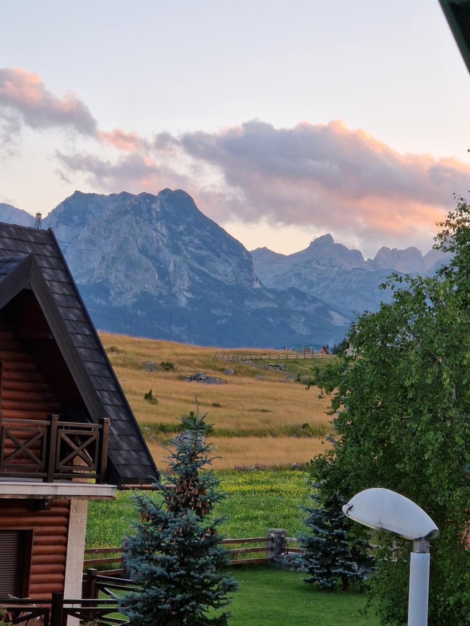 Mountain Haven Deluxe Apartamento Žabljak Exterior foto